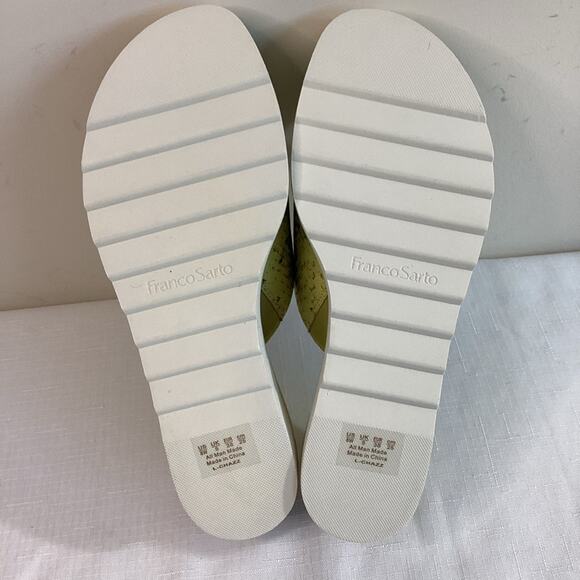 Franco Sarto Women’s White & Green Slide-on Wedge Sandals Size 8W NWOT - Picture 9 of 10
